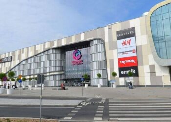 Przewdonik po galeriach handlowych w Poznaniu: Gdzie zrobić zakupy, zjeść i spędzić czas