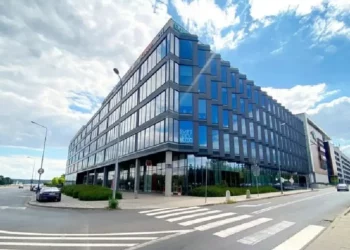 Biura na wynajem w Poznaniu – co warto wiedzieć przed wynajęciem powierzchni?