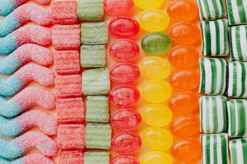 Sklep Candy Pop oferuje wiele przekąsek nieznanych na polskim rynku. Fot. Karolina Grabowska / pexels.com