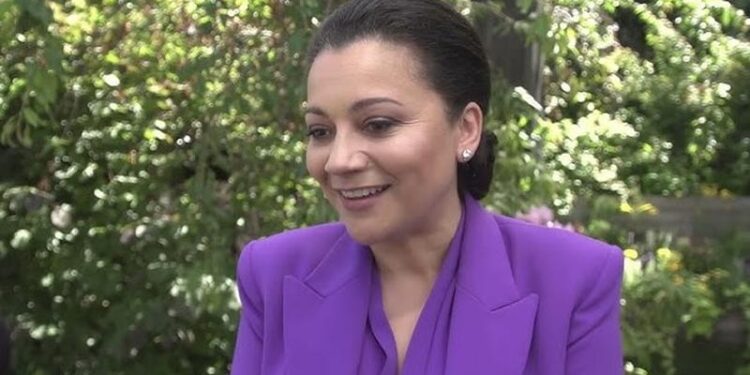 Klaudia Carlos - poznańska dziennikarka i prezenterka telewizyjna, źródło: youtube.com