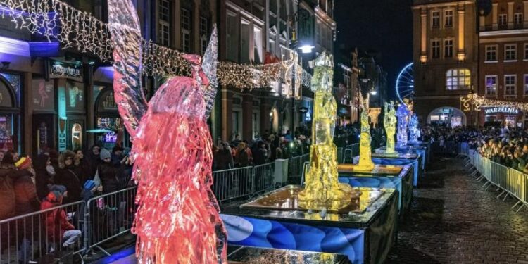 Powraca Poznań Ice Festival! Ponad 24 rzeźbiarzy pokaże swoje umiejętności w najbliższy weekend, źródło: facebook.com/Poznan