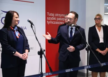 Punkt szybkiego paszportu tymczasowego na Ławicy już otwarty!