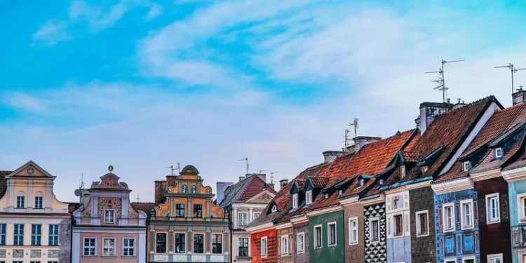 Panorama Poznania – widok miasta, kontekst dla artykułu o Żabce jako kulturowym symbolu.