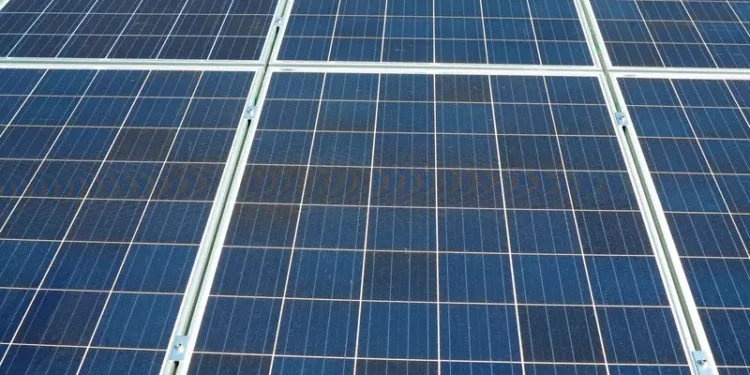 Co wpływa na trwałość instalacji PV? Kluczowe czynniki wpływające na żywotność paneli słonecznych